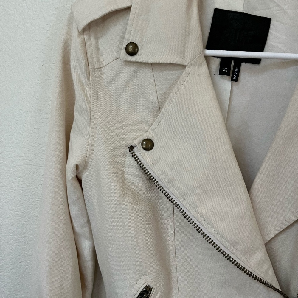 PAIGE | Rhoda Linen Blend Flared Sleeves Moto Belted Jacket Papyrus | Size XS - Picture 4 of 11